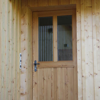 Holzverkleidung Eingang